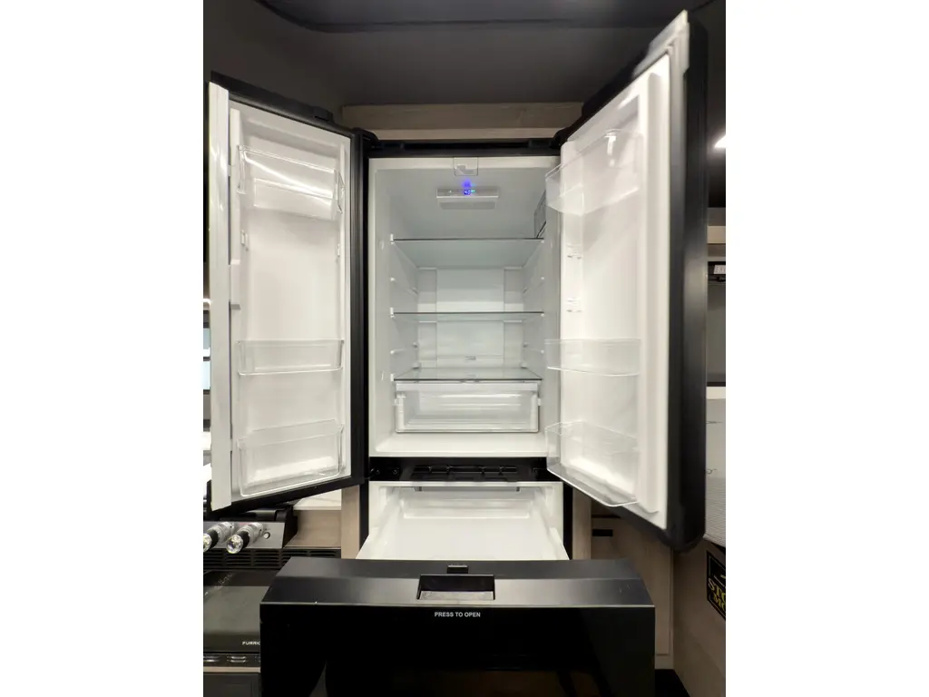 Grand Design Lineage Series M 25TK 2026