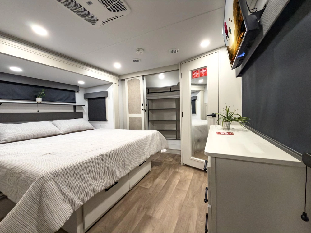2026 Grand Design Solitude Solitude 310GK alt