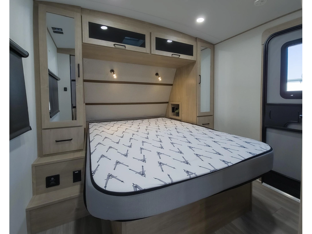 Grand Design Imagine Imagine 2300MK 2026 alt