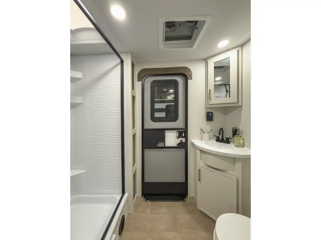 Grand Design Transcend 325BHT 2026