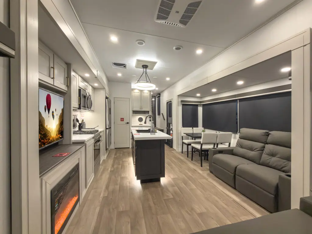 2026 Grand Design Influence 3503GK