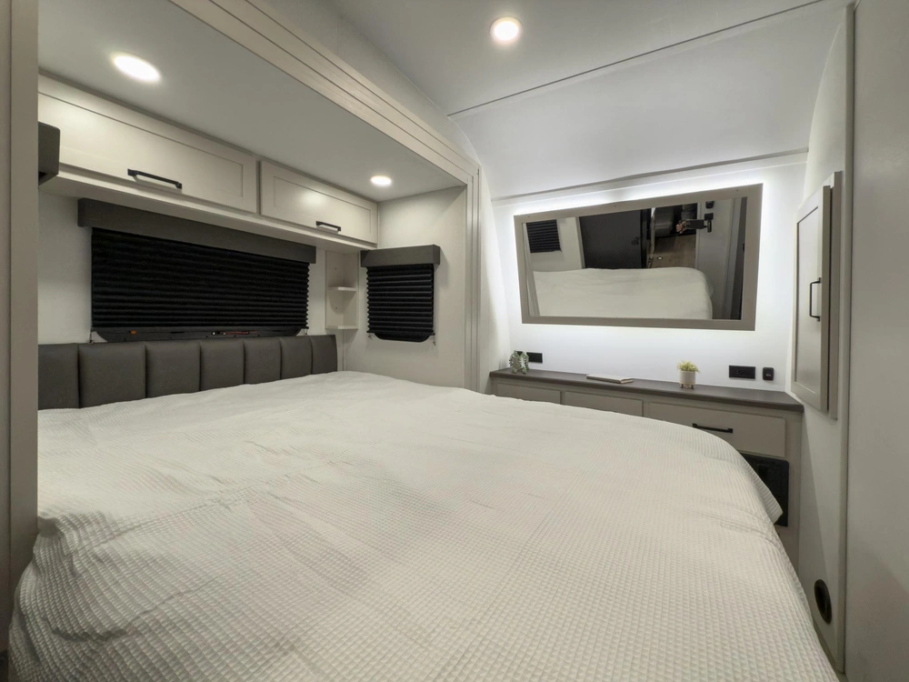 2026 Grand Design Momentum G-Class TT Momentum G-Class TT 21G alt