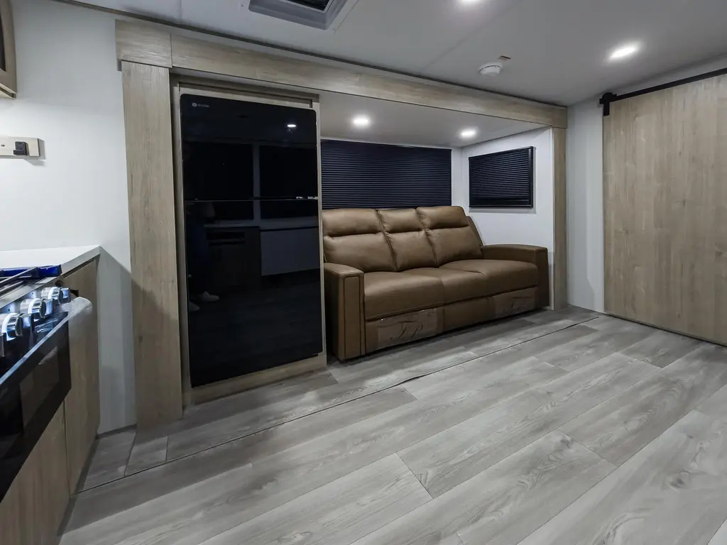 2026 Grand Design Imagine 2700BS