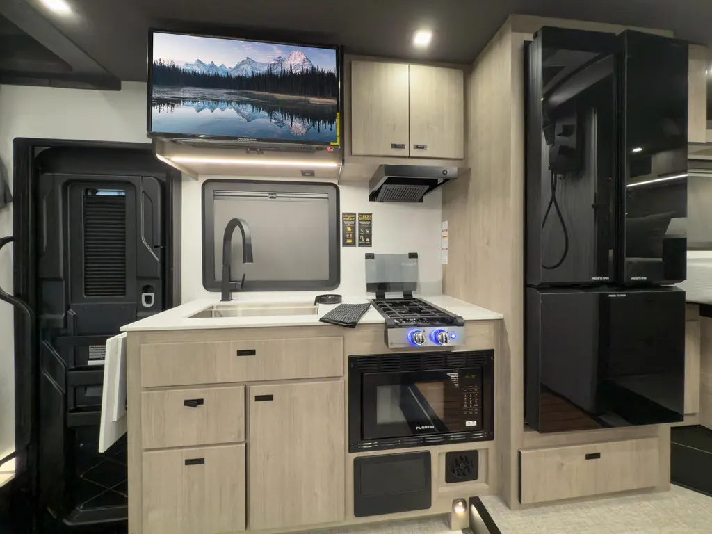 Grand Design Lineage Series M 25TK 2026
