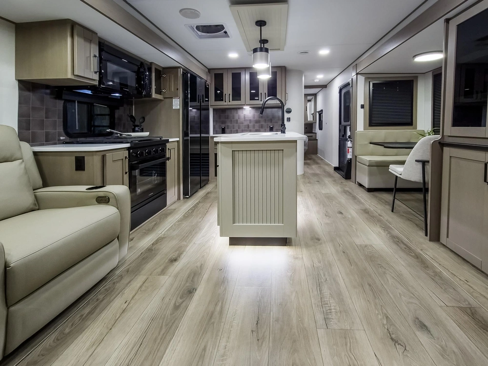 Grand Design Reflection Travel Trailers Reflection Travel Trailers 317RSTS 2026 alt