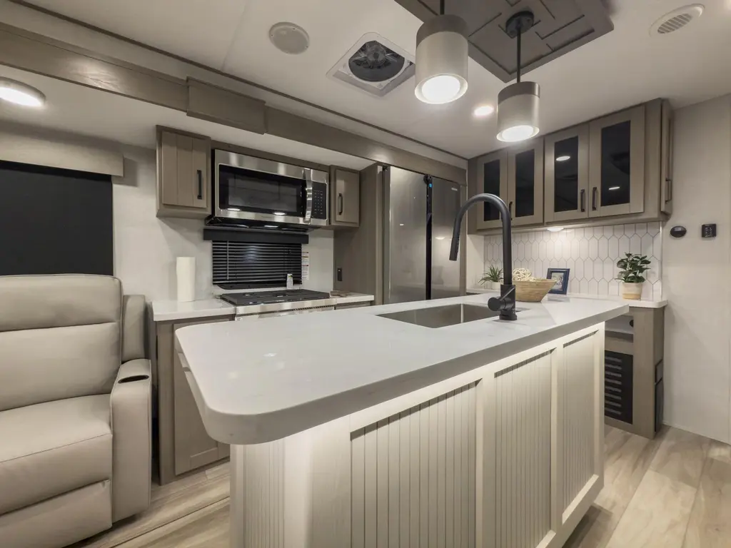 2026 Grand Design Reflection Travel Trailers 317RSTS