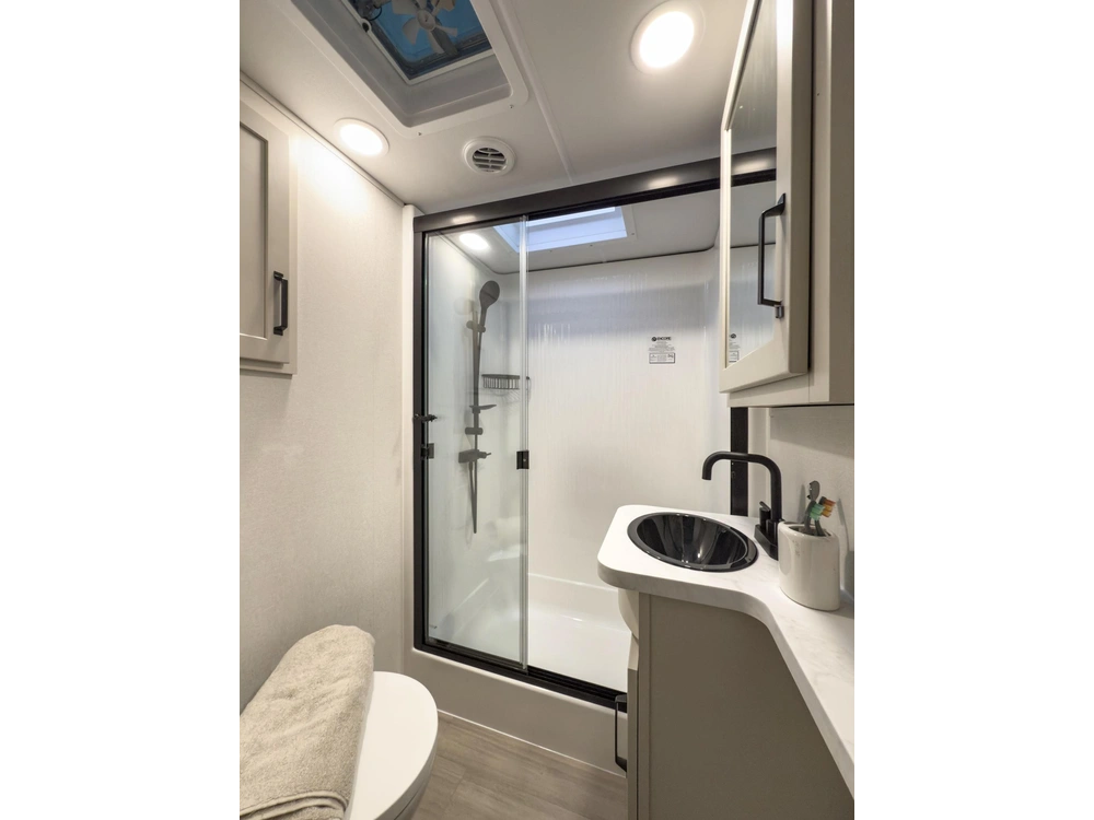 Grand Design Momentum G-Class FW Momentum G-Class FW 320G 2026 alt