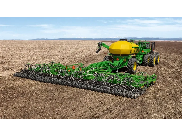John Deere 730 730 Semoir pneumatique à disques 2026 alt