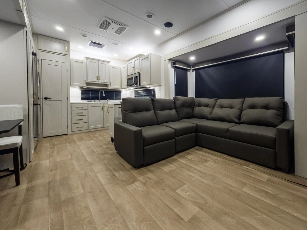 Grand Design Influence Influence 3203GK 2026 alt