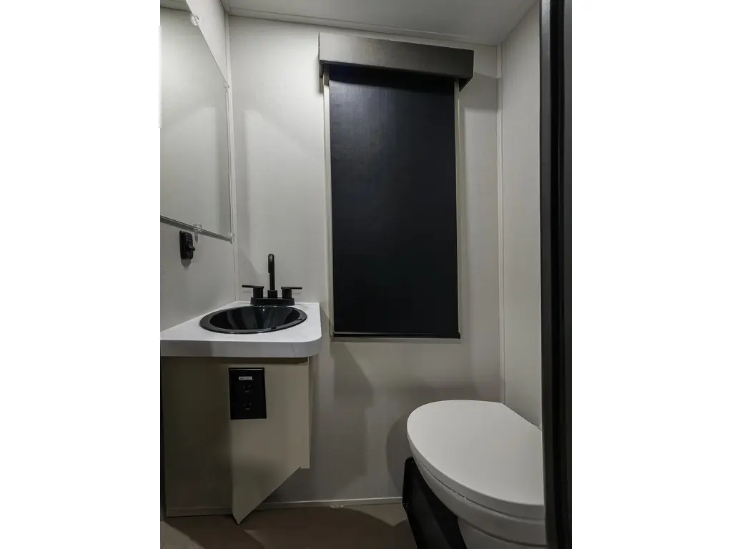 Grand Design Momentum 392M 2026
