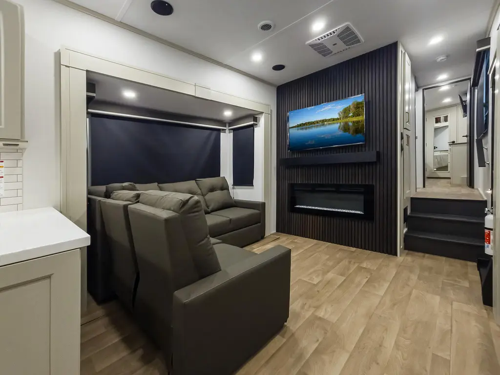 Grand Design Influence 3203GK 2026