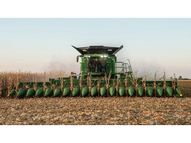 John Deere CF18 CF18 Cueilleur à maïs repliable 2026 alt