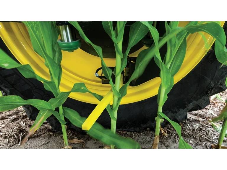 John Deere AutoTrac™ RowSense™ Pulvérisateur avec AutoTrac™ RowSense™ 2026 alt