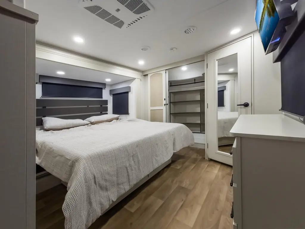 Grand Design Solitude 390RK 2026