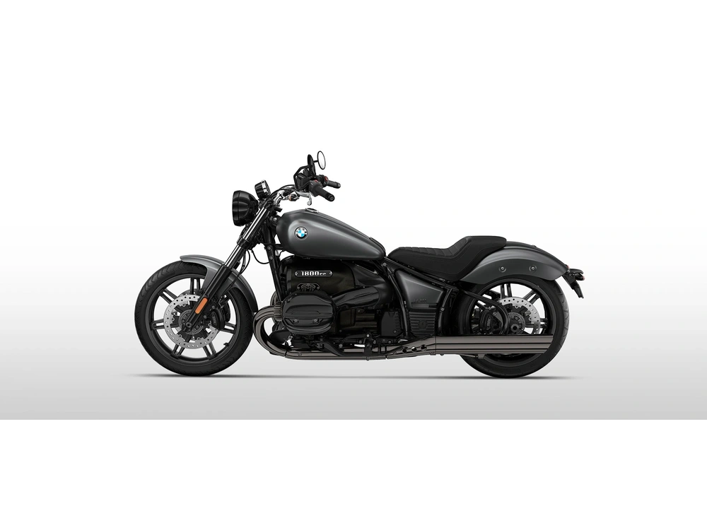 2025 BMW R 18 R 18 Mineral Grey Metallic Matt: Blacked Out