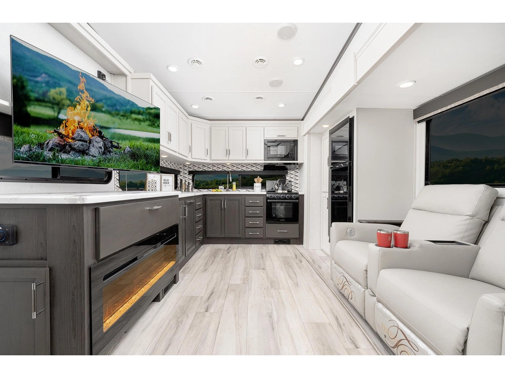 Keystone RV Arcadia Arcadia 3260RL 2026 alt