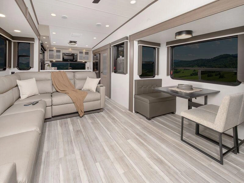 Keystone RV Cougar Half-Ton Cougar Half-Ton 22MLS 2026 alt