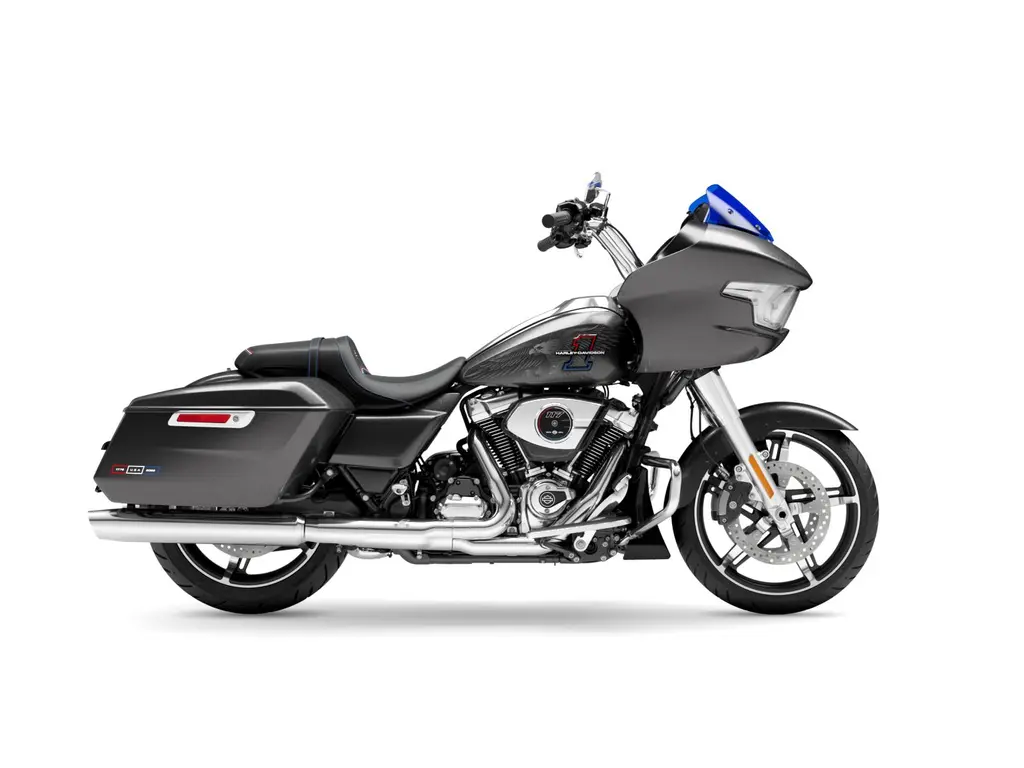 Harley-Davidson Road Glide® Two-Up Midnight Ember (Chrome Trim) 2026