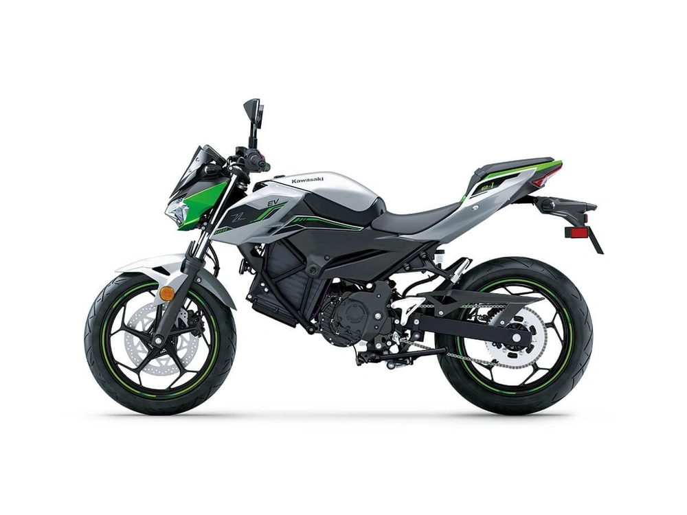 A*e様 WHIZ LIMITED TECH BACK 2026SS Discover the 2026 Kawasaki Z in Purcellville, Manassas, and