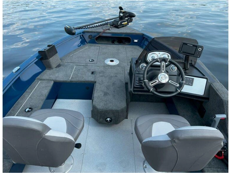 2026 Smoker-Craft Excursion 166 SC PRO alt