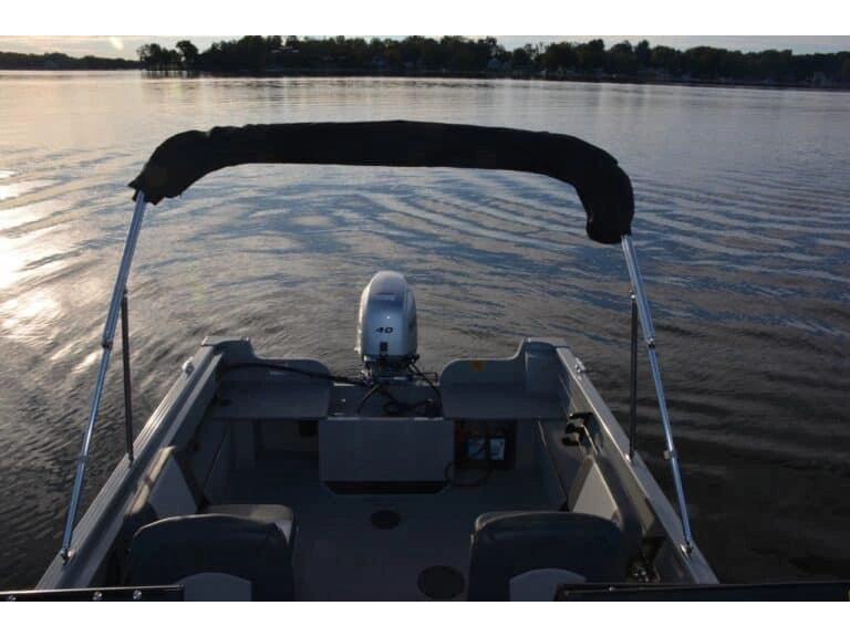 2026 Smoker-Craft Pro Tracer 162 alt