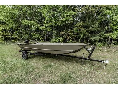 Lund 1852 MT Tiller 2026
