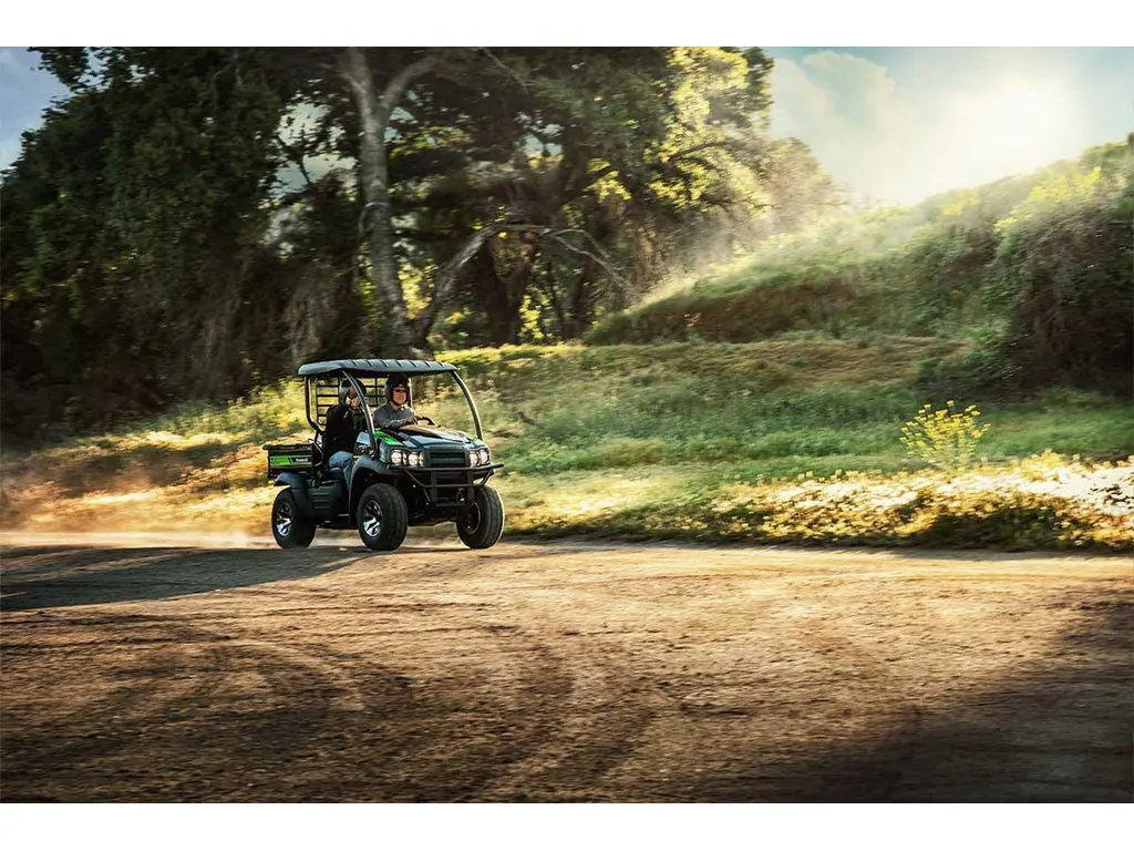 2027 Kawasaki MULE SX 4x4 XC LE Metallic Onyx Black