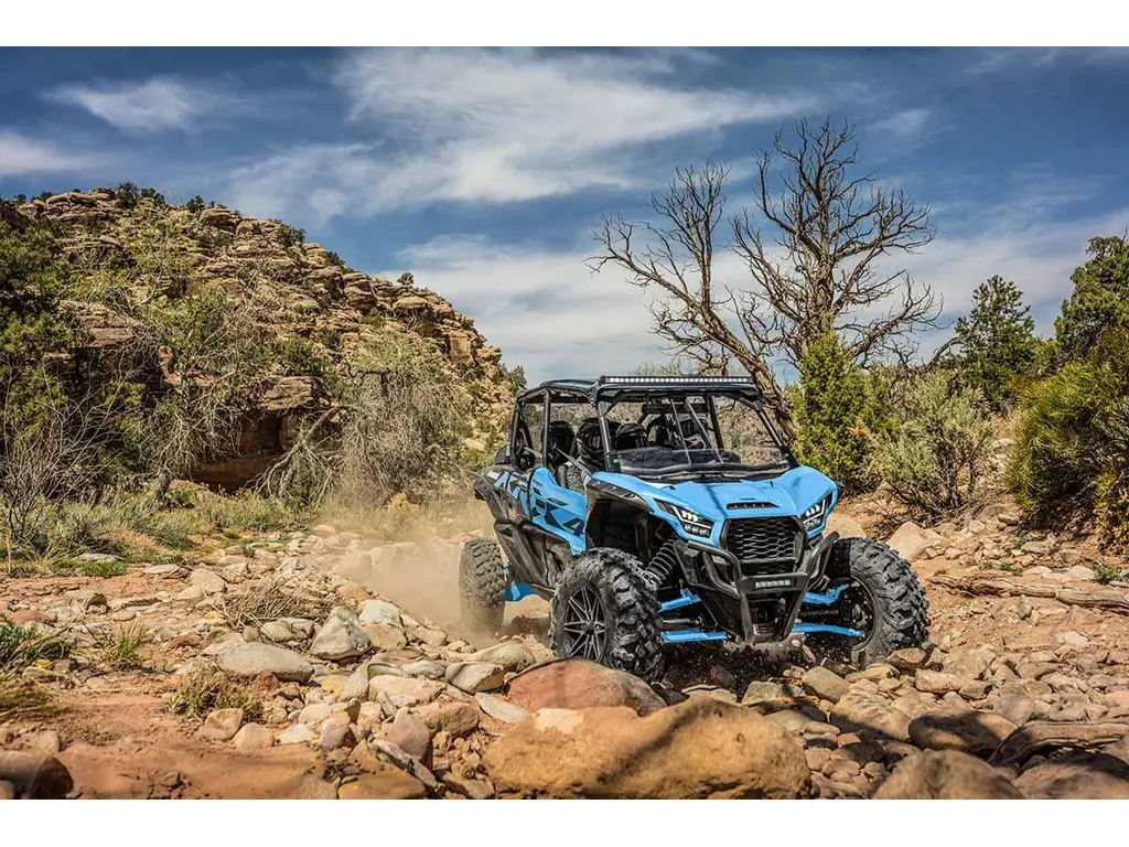 2027 Kawasaki TERYX KRX4 1000 eS SPECIAL EDITION Sky Blue / Ebony