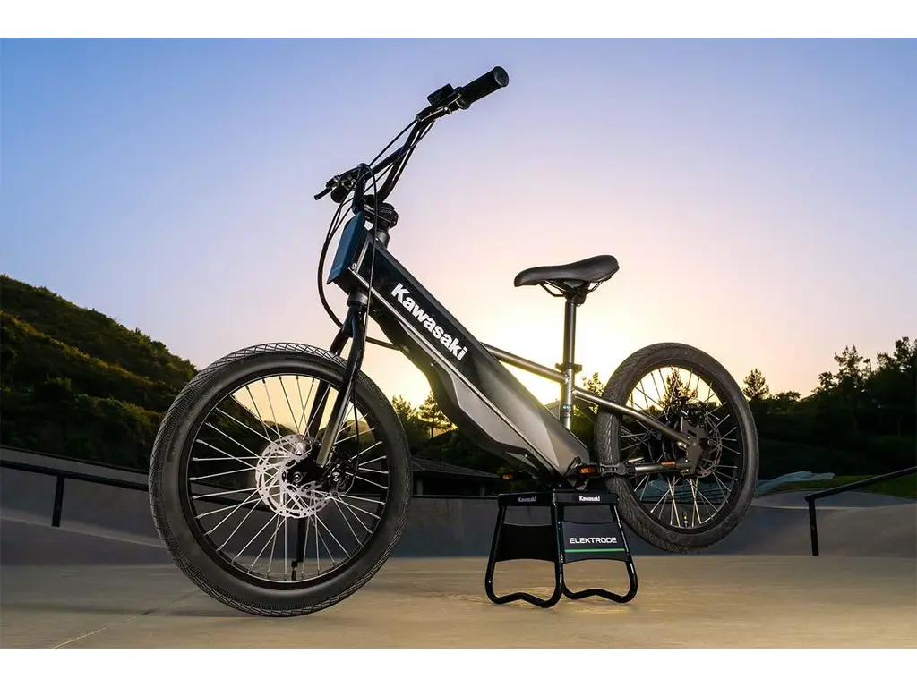 2027 Kawasaki ELEKTRODE 20FS Flat Metallic Gray