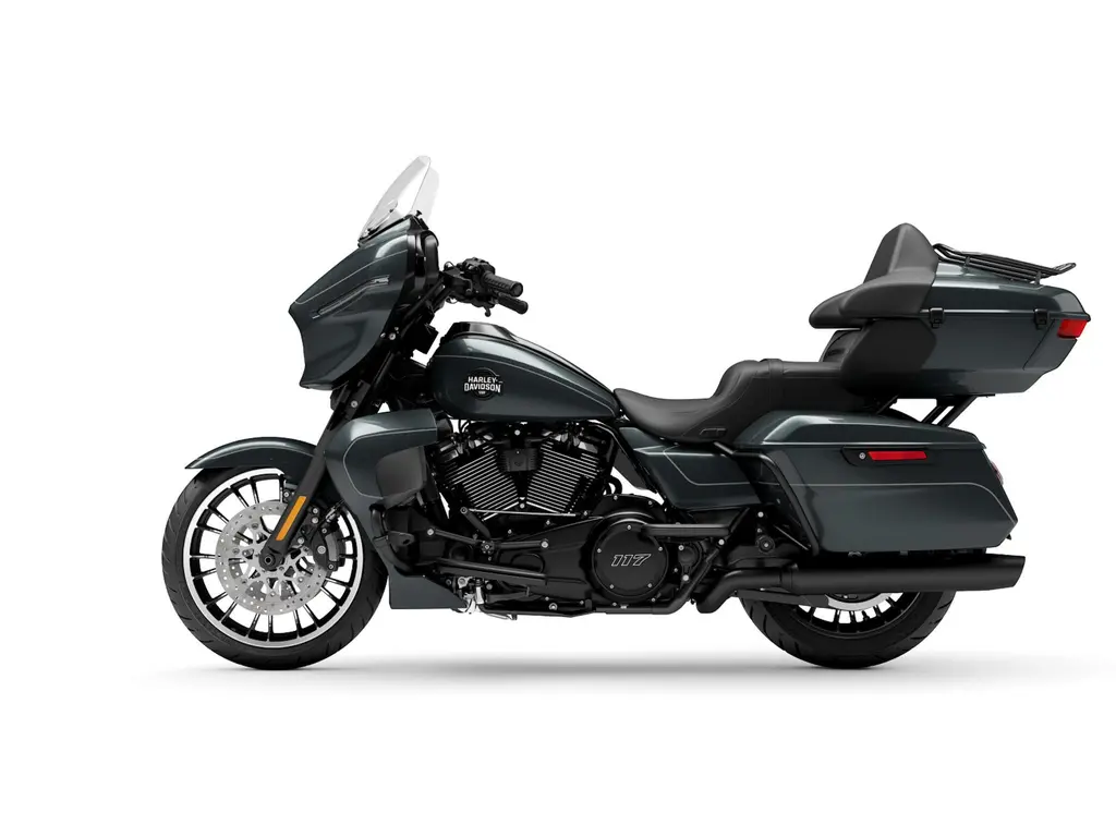 2026 Harley-Davidson Street Glide® Limited Iron Horse Metallic (Black Trim)