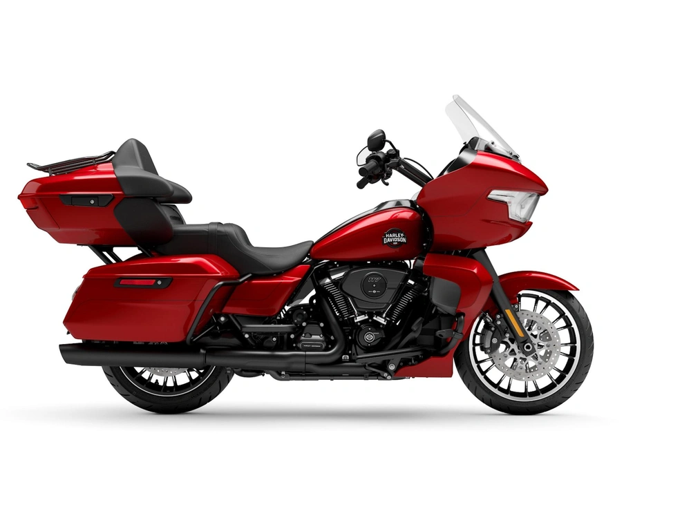 2026 Harley-Davidson Road Glide® Limited Road Glide® Limited Brilliant Red (Black Trim) alt