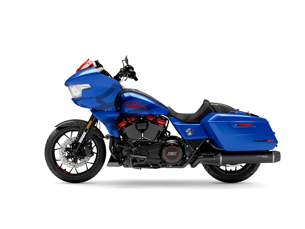 2026 Harley-Davidson CVO™ Road Glide® ST CVO™ Road Glide® ST Electric Coast CVO Two-Tone alt
