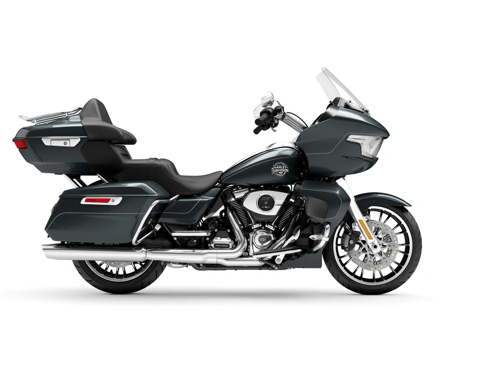 Harley-Davidson Road Glide® Limited Road Glide® Limited Iron Horse Metallic (Chrome Trim) 2026 alt