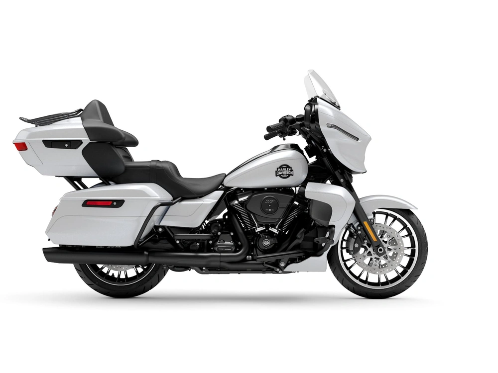 Harley-Davidson Street Glide® Limited Street Glide® Limited White Onyx Pearl (Black Trim) 2026 alt