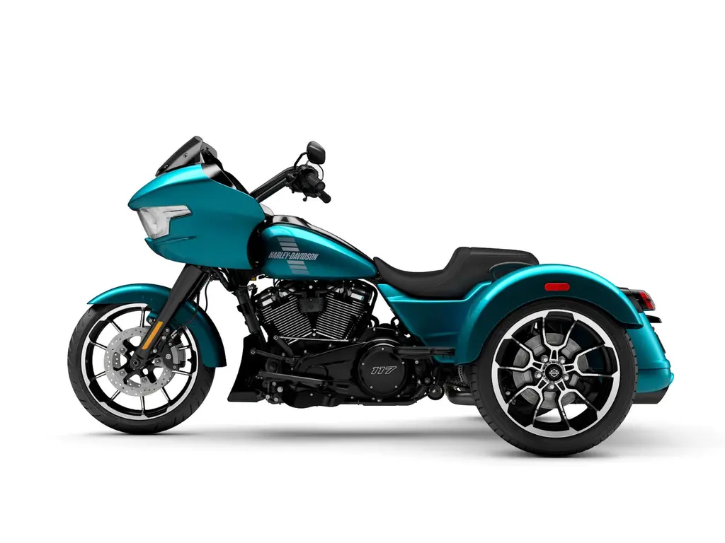 2026 Harley-Davidson Road Glide® 3 Teal Thunder