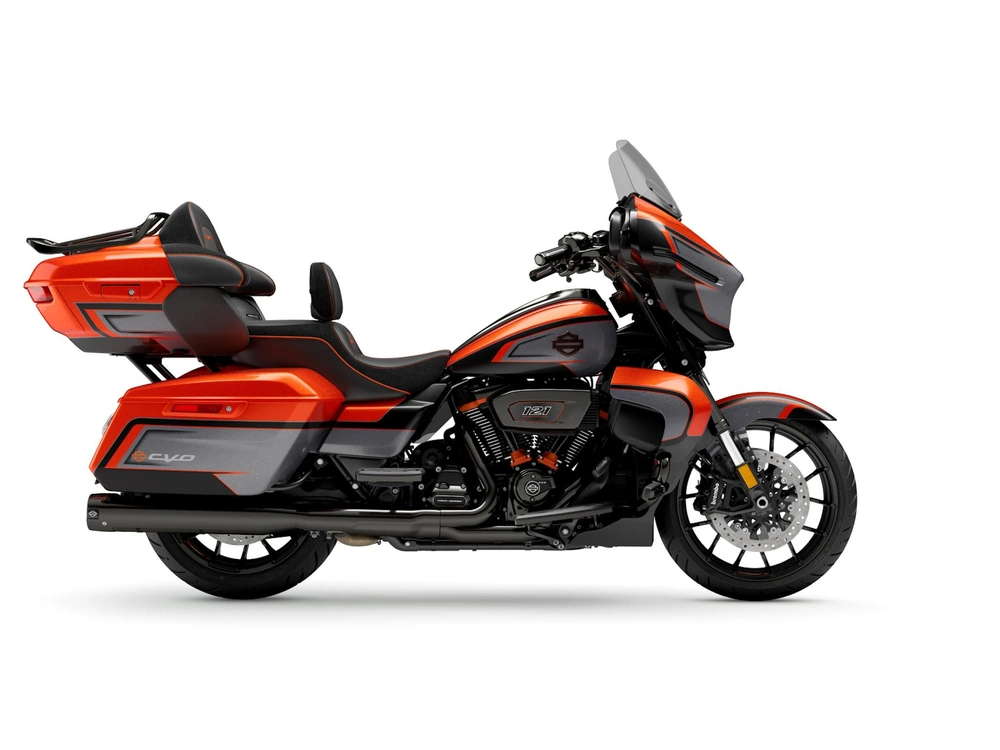 2026 Harley-Davidson CVO™ Street Glide® Limited CVO™ Street Glide® Limited Citrus Heat CVO Tri-Tone alt