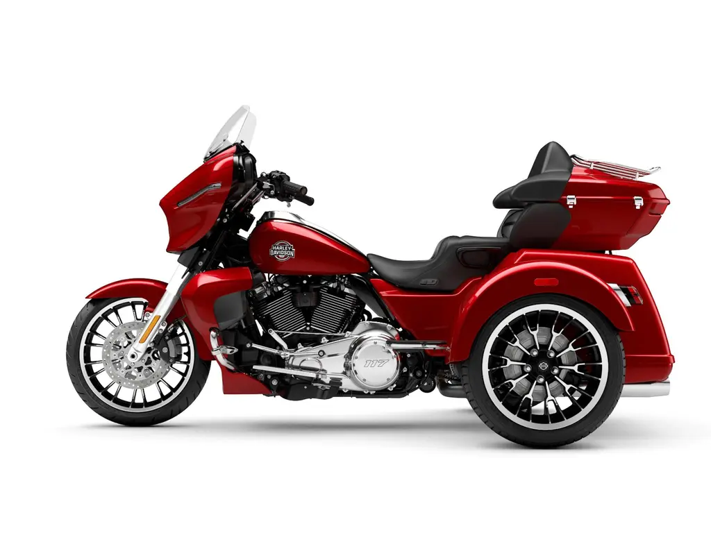 Harley-Davidson Street Glide® 3 Limited Brilliant Red (Chrome Trim) 2026