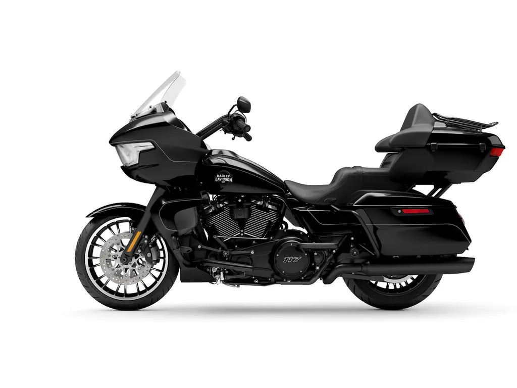 2026 Harley-Davidson Road Glide® Limited Vivid Black (Black Trim)