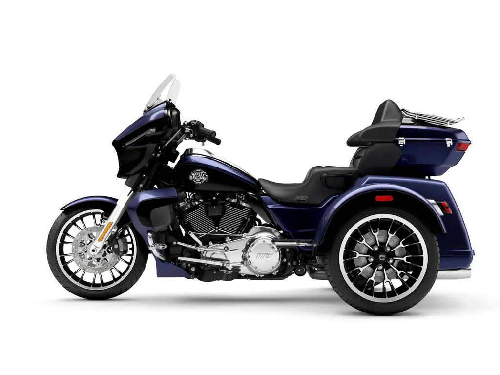 2026 Harley-Davidson Street Glide® 3 Limited Purple Abyss/Vivid Black (Chrome Trim)