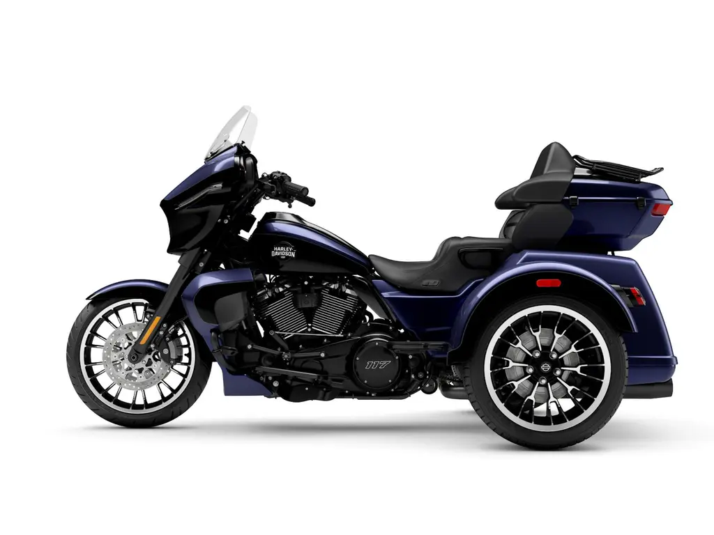 Harley-Davidson Street Glide® 3 Limited Purple Abyss/Vivid Black (Black Trim) 2026