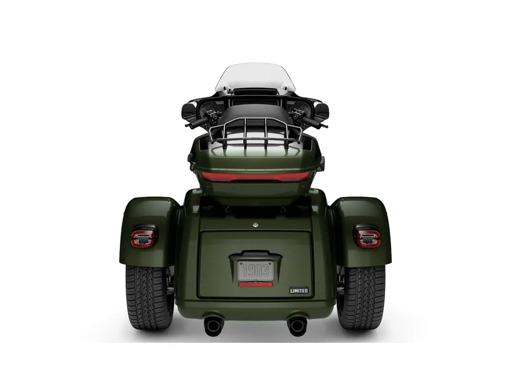 2026 Harley-Davidson Street Glide® 3 Limited Olive Steel Metallic/Vivid Black (Black Trim)