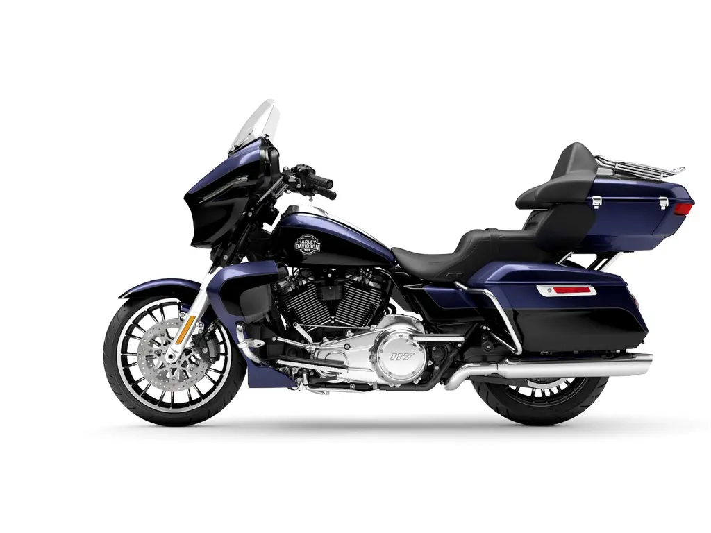 Harley-Davidson Street Glide® Limited Purple Abyss/Vivid Black (Chrome Trim) 2026