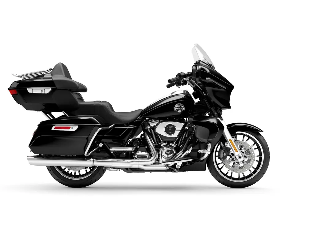 Harley-Davidson Street Glide® Limited Vivid Black (Chrome Trim) 2026