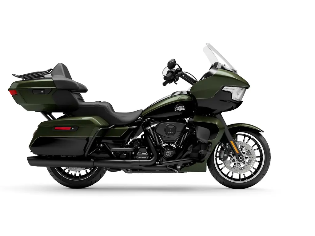 2026 Harley-Davidson Road Glide® Limited Olive Steel Metallic/Vivid Black (Black Trim)