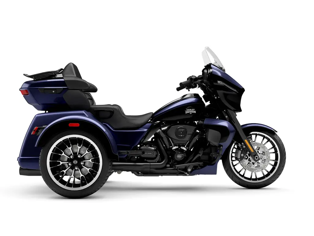 Harley-Davidson Street Glide® 3 Limited Purple Abyss/Vivid Black (Black Trim) 2026