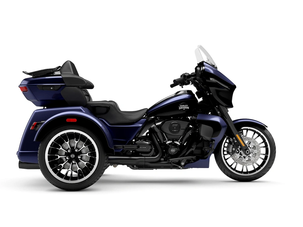 2026 Harley-Davidson Street Glide® 3 Limited Street Glide® 3 Limited Purple Abyss/Vivid Black (Black Trim) alt