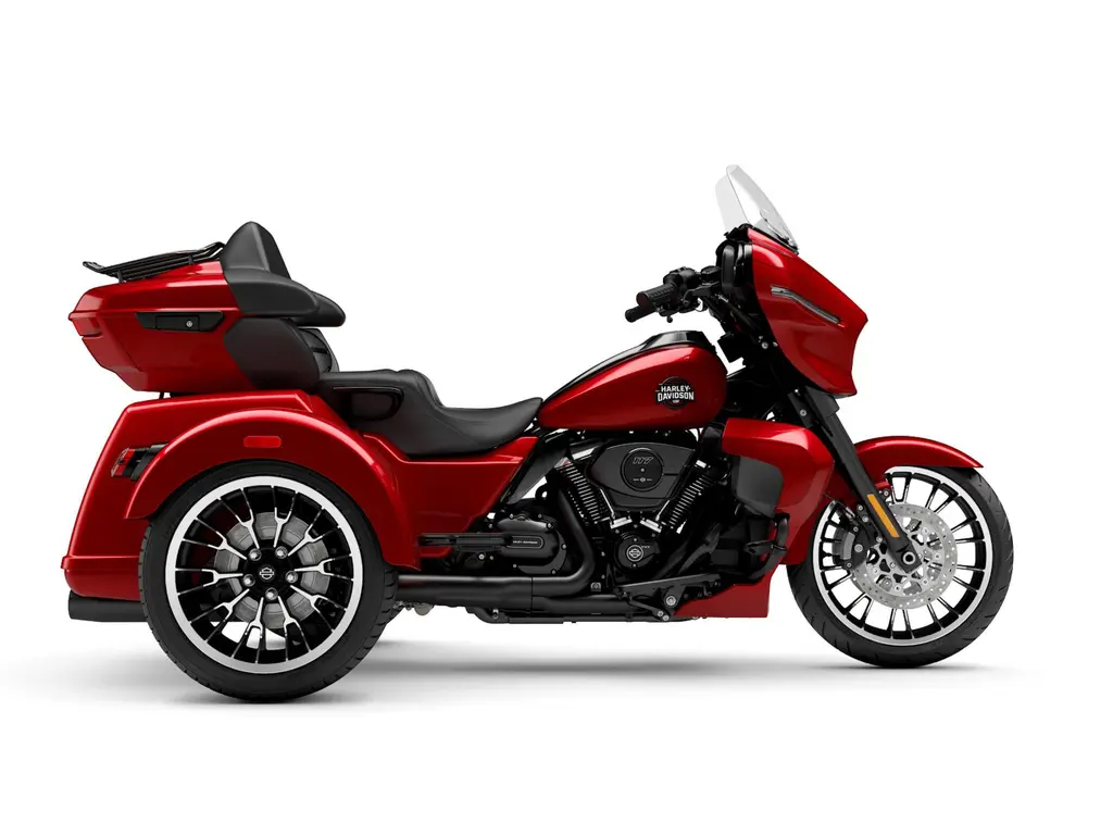 Harley-Davidson Street Glide® 3 Limited Brilliant Red (Black Trim) 2026
