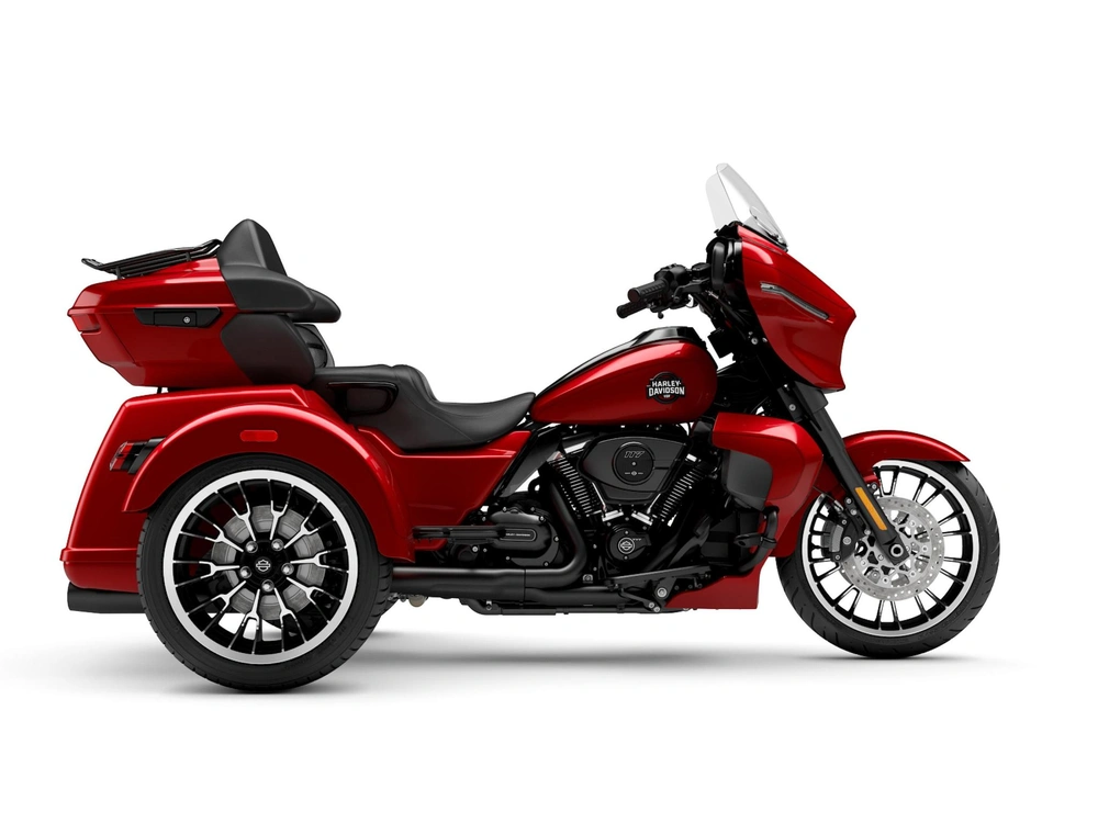 2026 Harley-Davidson Street Glide® 3 Limited Street Glide® 3 Limited Brilliant Red (Black Trim) alt