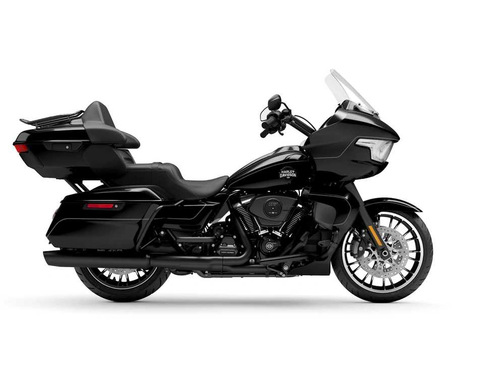 2026 Harley-Davidson Road Glide® Limited Road Glide® Limited Vivid Black (Black Trim) alt