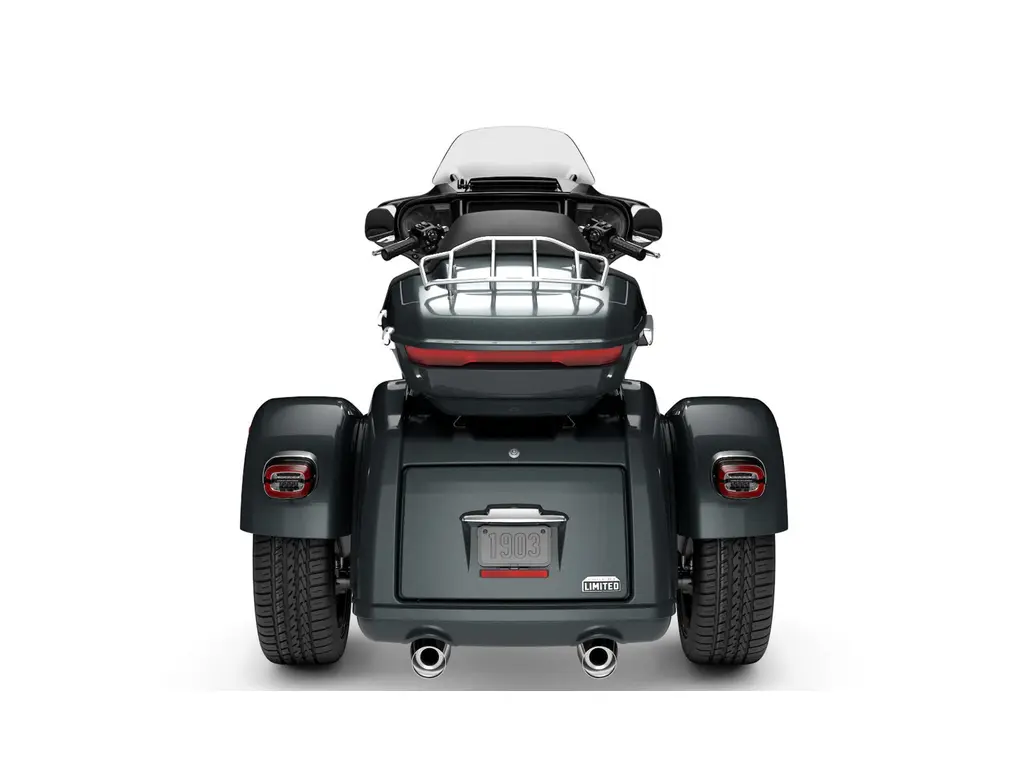 2026 Harley-Davidson Street Glide® 3 Limited Iron Horse Metallic (Chrome Trim)